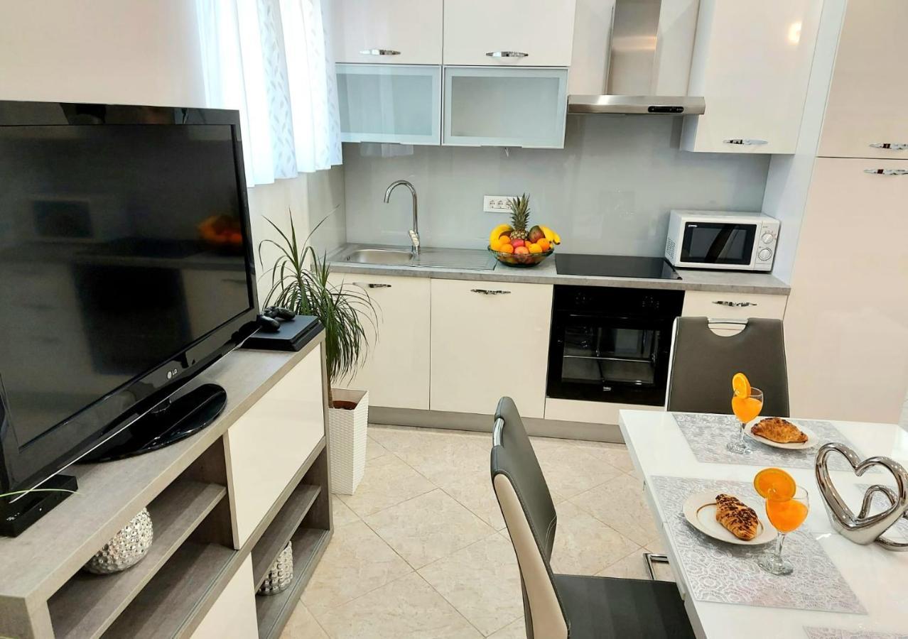 Dalibor, - Omis Apartment *
