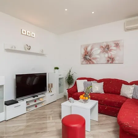 Apartman Dalibor, Stanici - Omis Exterior photo